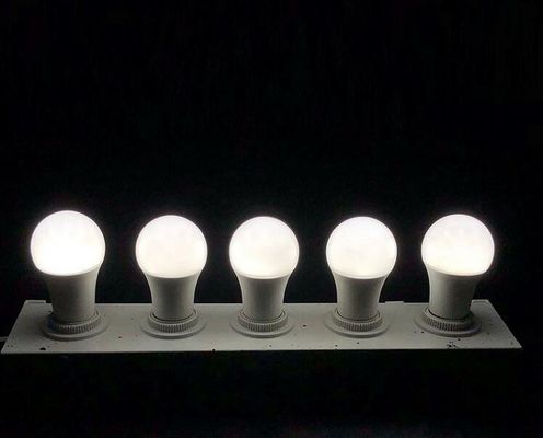 BOMBILLAS INTERIORES BAJAS de la CA 240V 6500K 20W E27 LED de KTV