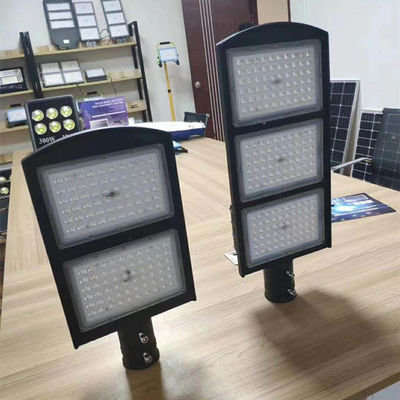 nuevo diseño 120W y 180W de todos en luz de calle solar dos