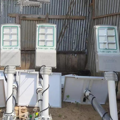 Trabajo solar de la luz de calle de IP65 AL Extra Solar Panel Aio por 3-4 días de funcionamiento