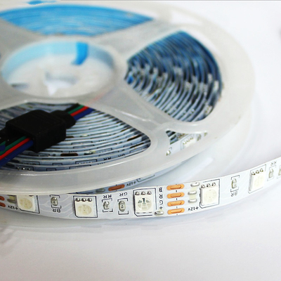 5050 2835 Rgb llevaron la luz de tira DC12 o lúmenes de la decoración del hogar de Dc24V altos