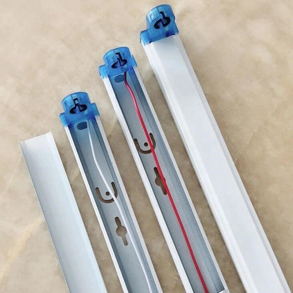 Hierro los 2FT, capítulo llevado los 4FT del tubo T8 del tenedor de la lámpara del tubo solo para la luz del tubo T8